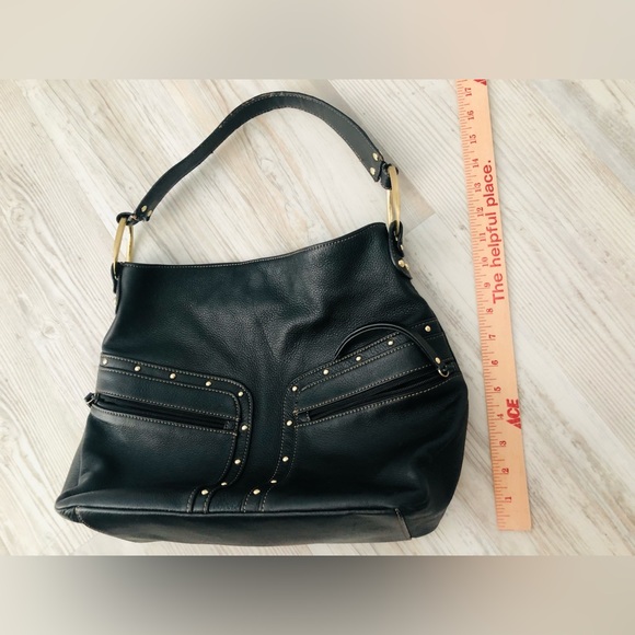 ⭐️5 for $25⭐️Kenneth Cole Reaction Handbag - Black pebble leather - matte gold - Picture 3 of 10